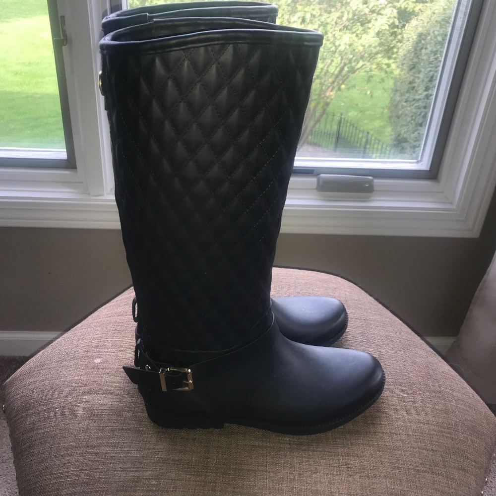 New! Guess Black Quilted Riding Boots Size 8